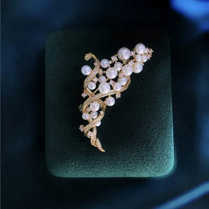 Lace Bead Pearl Brooch