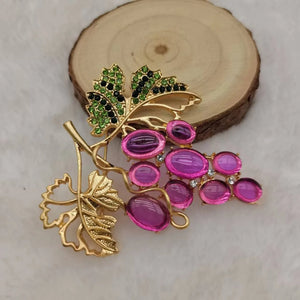 Grapevine Fashion Brooch